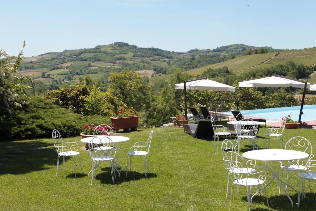 La Maragliana Aparthotel Castel Rocchero Екстериор снимка