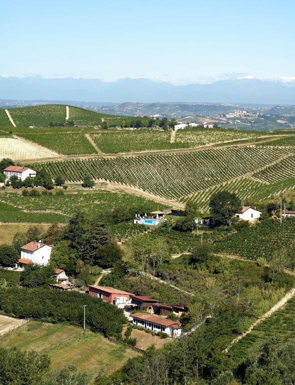 La Maragliana Aparthotel Castel Rocchero Екстериор снимка