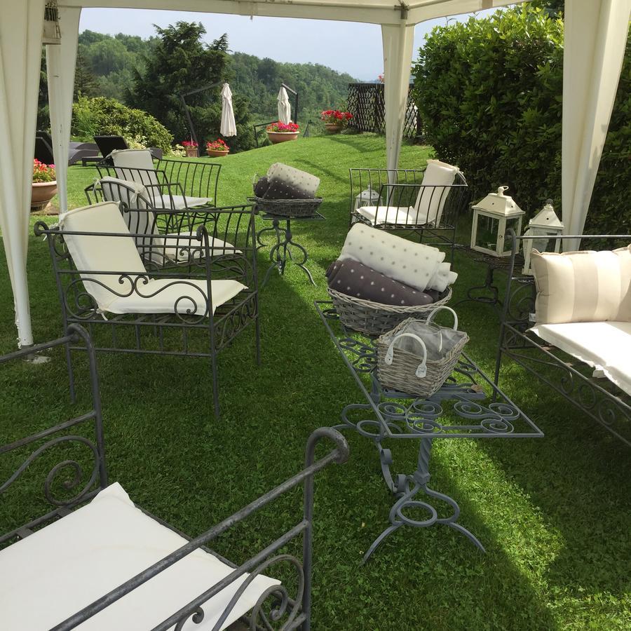 La Maragliana Aparthotel Castel Rocchero Екстериор снимка