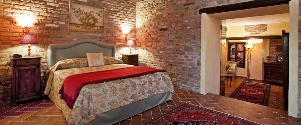 La Maragliana Aparthotel Castel Rocchero Екстериор снимка